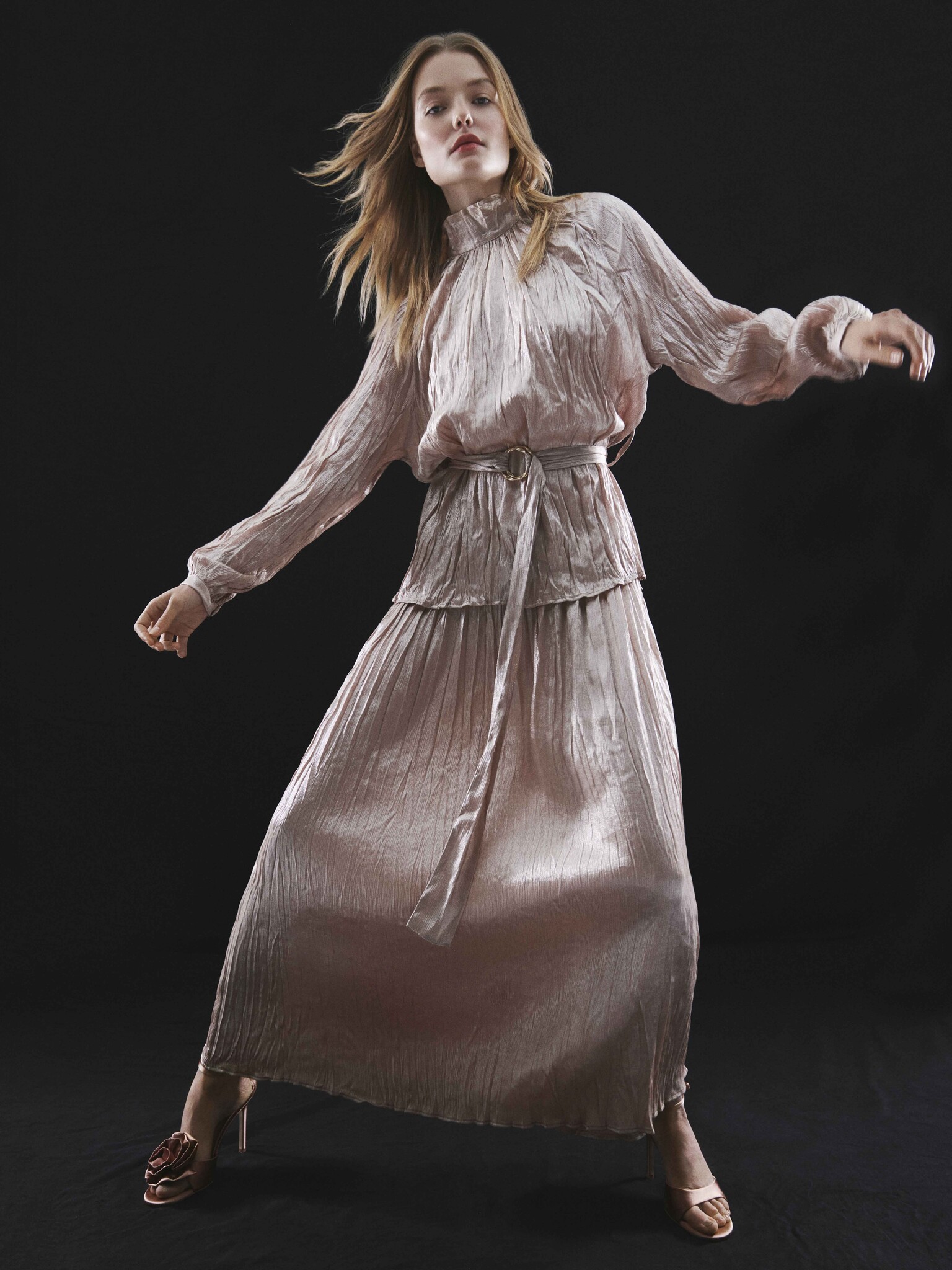 MAAG_WOMAN_TRANSITIONAL_0469