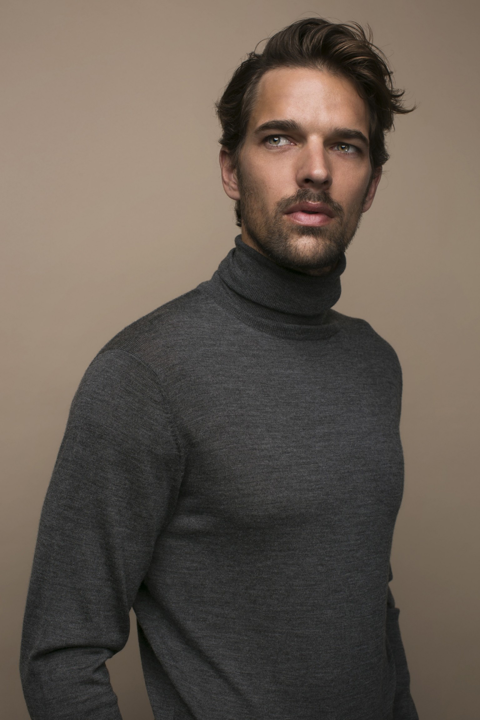 michael-gstoettner-emidio-tucci-black-el-corte-ingles-lookbook-campaign-daniel-gonzalez-elizondo-4