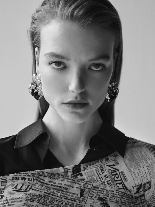 MAAG_WOMAN_TRANSITIONAL_0046
