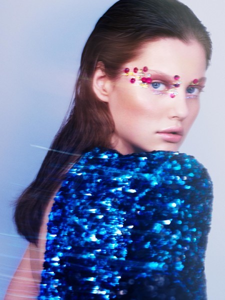 Zseniya Piatsevich for L'Officiel Vietnam October 2018
